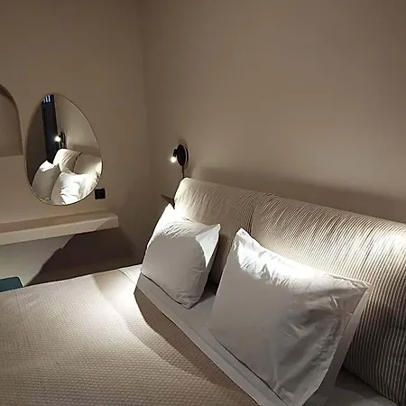 Hotel Meridiano Parikia (Paros)